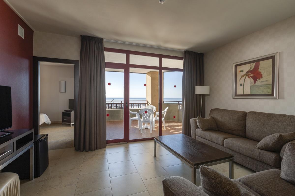 Las Palmeras Affiliated By Fergus Fuengirola Exterior foto