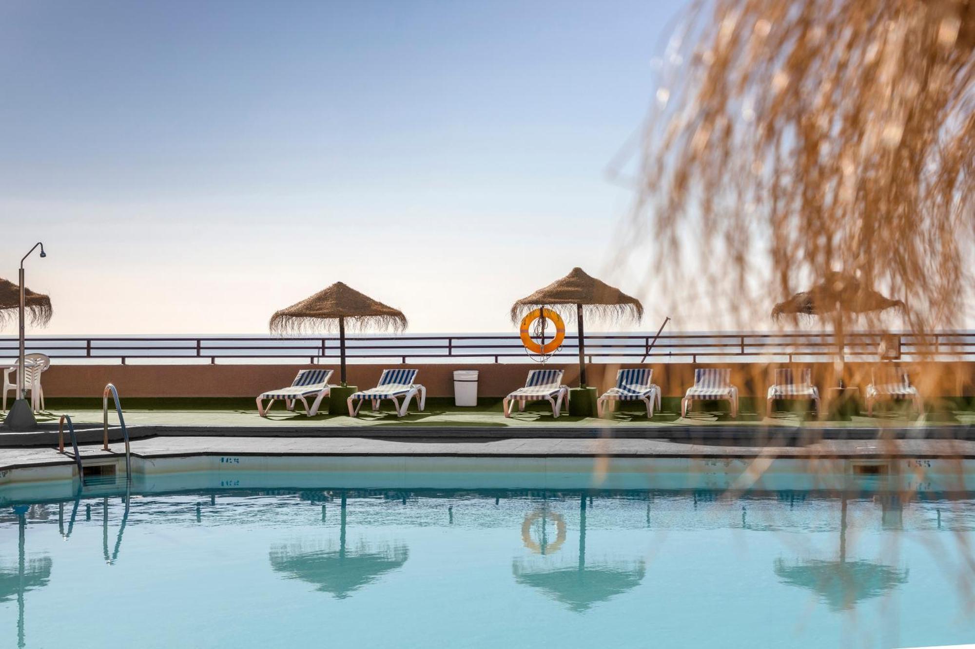 Las Palmeras Affiliated By Fergus Fuengirola Exterior foto